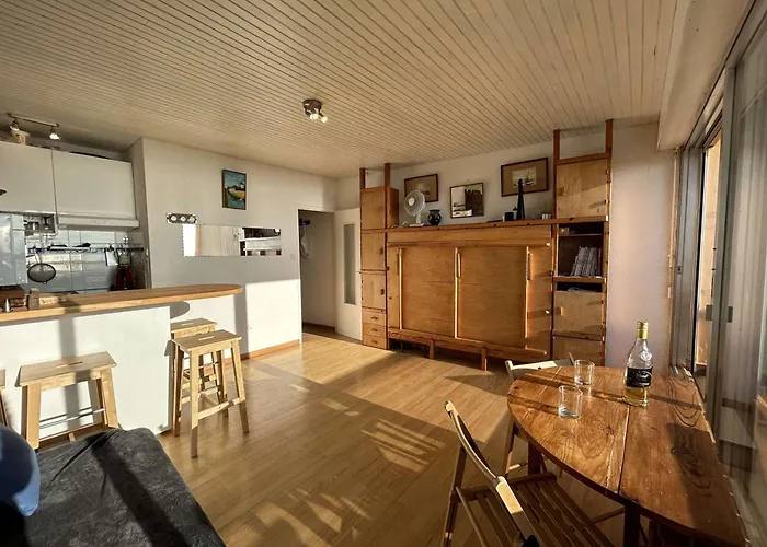 4 Pers Vue Mer, - Fr-1-224c-286 *